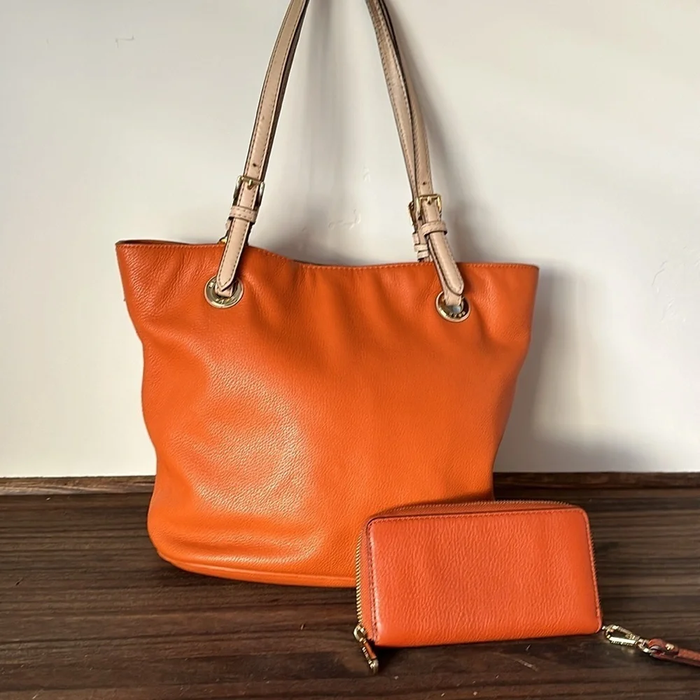 Michael Kors 2 pc Jet Set Orange Pebbled Leather Shoulder bag & wristlet wallet